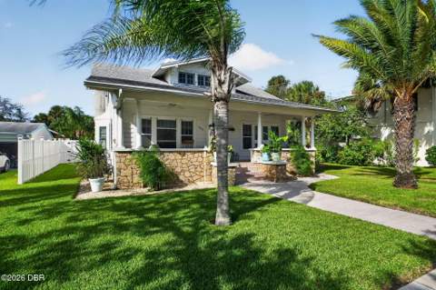 933 N Oleander Avenue, Daytona Beach FL - photo 8 of 95