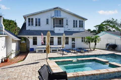 933 N Oleander Avenue, Daytona Beach FL - photo 21 of 95
