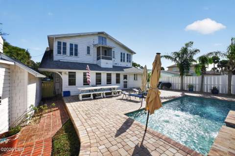 933 N Oleander Avenue, Daytona Beach FL - photo 23 of 95