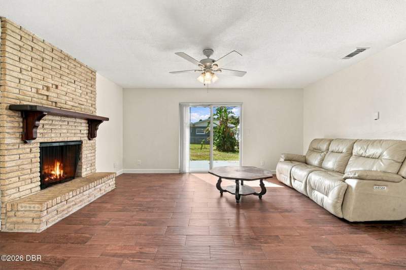 3 bedroom Single Family Residence at 1312 Margina Avenue, Fairway Estates, Daytona Beach — photo 4
