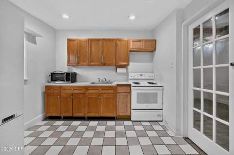 315 Dorothy Avenue, Holly Hill FL - photo 12 of 24