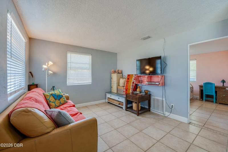 2 bedroom Single Family Residence at 34 River Drive, Sunny Shores, Ormond Beach — photo 5