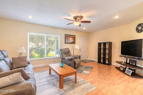 112 Stratford Square, Port Orange FL - photo 6 of 40