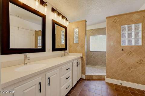 483 Sioux Boulevard, Oak Hill FL - photo 18 of 34