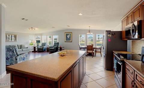483 Sioux Boulevard, Oak Hill FL - photo 11 of 34