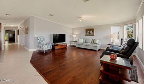 483 Sioux Boulevard, Oak Hill FL - photo 7 of 34
