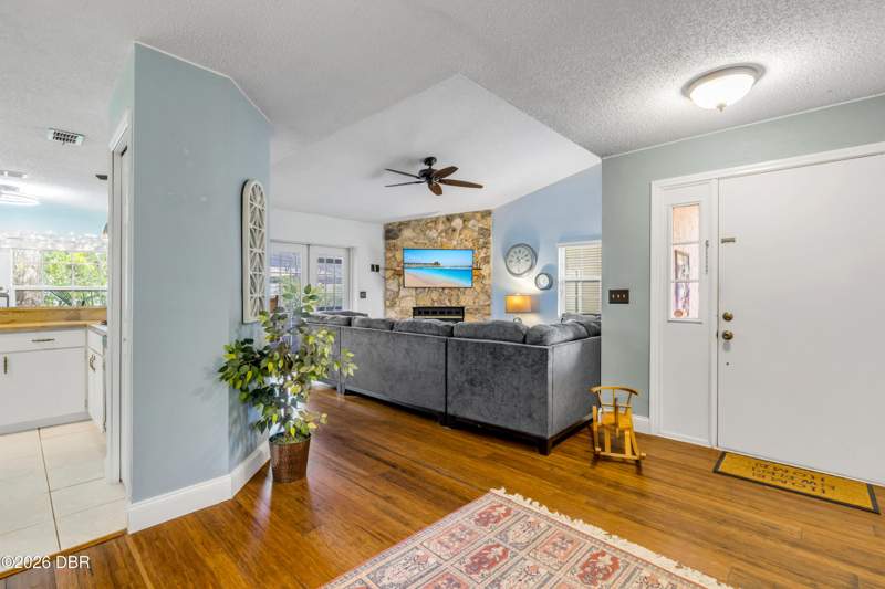 2 bedroom Single Family Residence at 6185 Sequoia Drive, Riverwood, Port Orange — photo 4