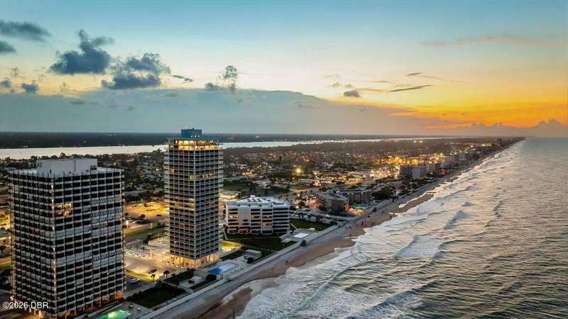 3 bedroom Condominium at 3000 N Atlantic Avenue #18, Aliki Tower Condo, Daytona Beach — photo 4