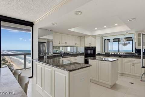 3000 N Atlantic Avenue #18, Daytona Beach FL - photo 22 of 86