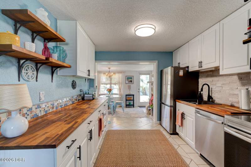 3 bedroom Single Family Residence at 14 Tropical Drive, Sunny Shores, Ormond Beach — photo 5