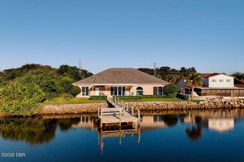 4 bedroom Single Family Residence at 3672 John Anderson Drive, Ormond Beach, Ormond Beach — photo 5