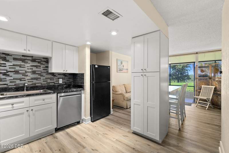 2 bedroom Condominium at 5500 Ocean Shore Boulevard #88, Kingston Shores Condo, Ormond Beach — photo 4