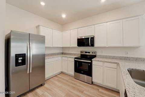 712 Alderwood Avenue, Deltona FL - photo 8 of 34