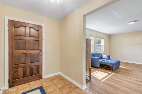 704 Green Road, New Smyrna Beach FL - photo 8 of 53