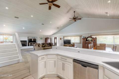 151 Reef Road, South Daytona FL - photo 21 of 70