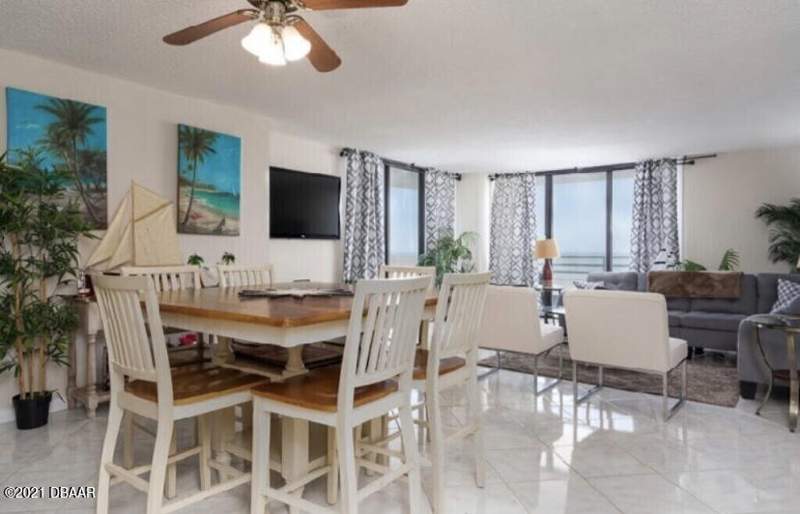 2 bedroom Condominium at 1420 N Atlantic Avenue #1402, Horizons Condo, Daytona Beach — photo 4