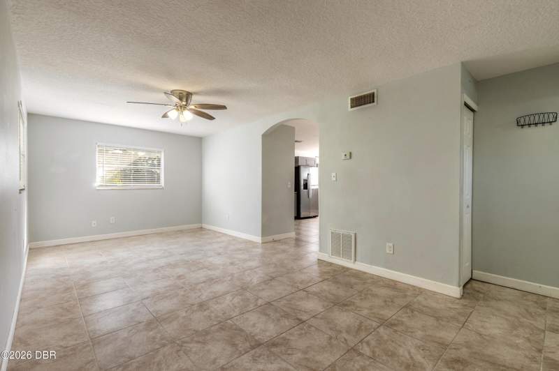 3 bedroom Single Family Residence at 228 E Holly Drive, Orange City, Orange City — photo 5