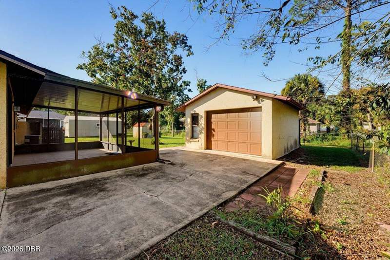 2 bedroom Single Family Residence at 2226 Vista Palm Drive, Florida Shores, Edgewater — photo 3