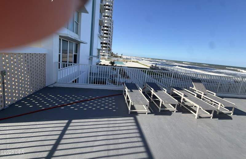 1 bedroom Condominium at 2800 N Atlantic Avenue #1608, Towers, Daytona Beach — photo 3