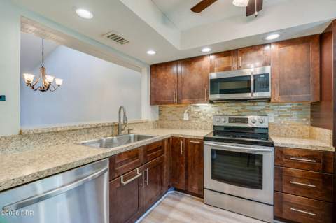 1230 Charter Oaks Circle, Holly Hill FL - photo 12 of 33