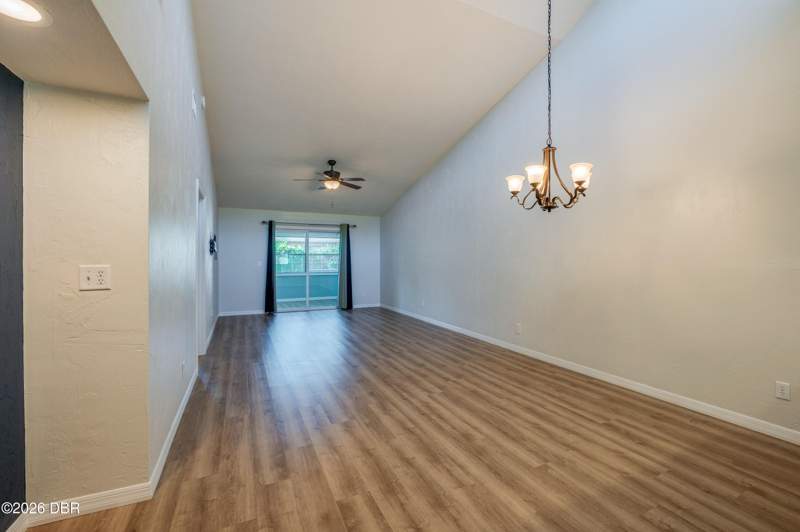 2 bedroom Townhouse at 1230 Charter Oaks Circle, Charter Oaks, Holly Hill — photo 4