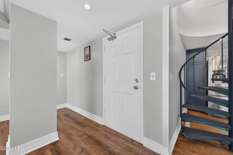 2 bedroom Condominium at 2828 N Atlantic Avenue #2103, Aliki Condo, Daytona Beach — photo 2