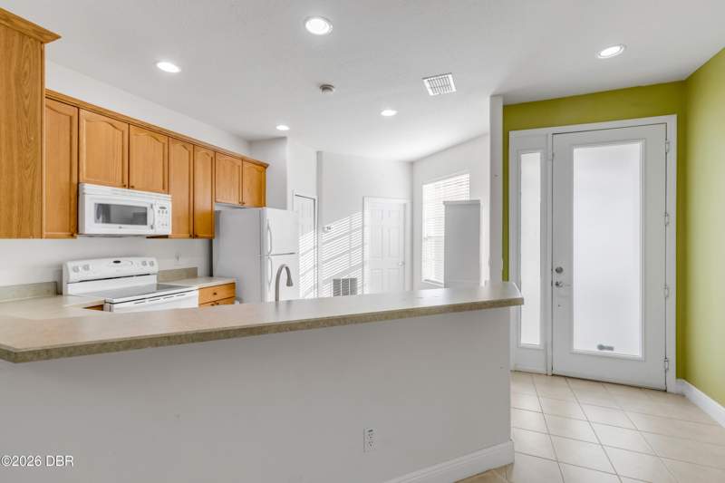 3 bedroom Townhouse at 116 Bauer Circle, Lpga, Daytona Beach — photo 4
