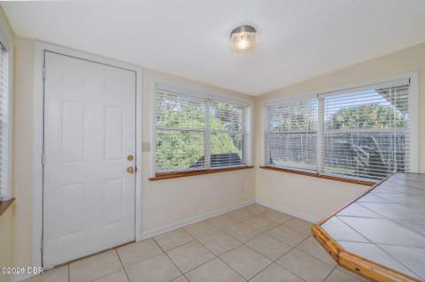 33 Palmetto Drive, Ormond Beach FL - photo 10 of 20