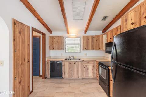 827 Pine Tree Court, Port Orange FL - photo 6 of 37