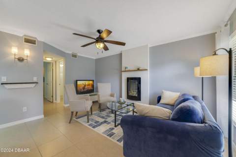 108 Lacosta Lane #614, Daytona Beach FL - photo 9 of 16