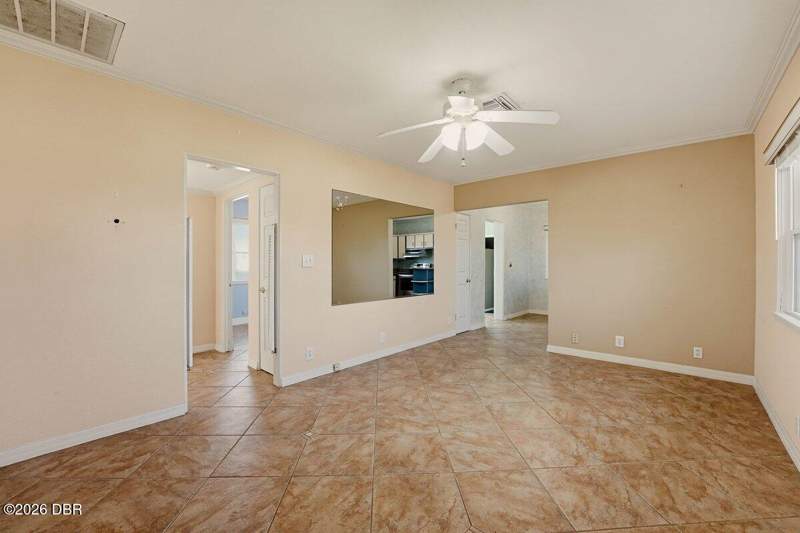 3 bedroom Single Family Residence at 3604 Cardinal Boulevard, Surfside Park, Daytona Beach — photo 5