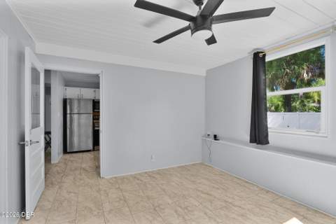 122 Palm Drive, Daytona Beach FL - photo 23 of 29