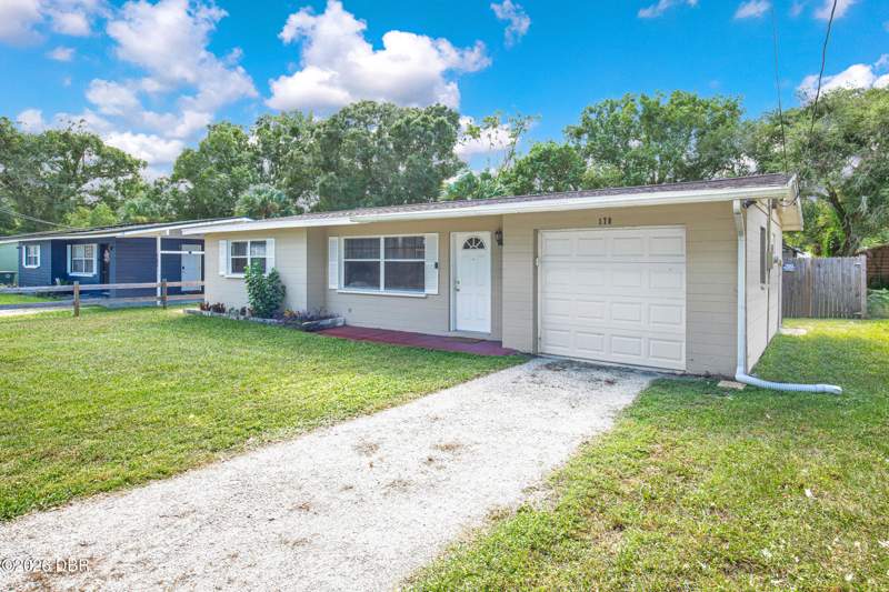 2 bedroom Single Family Residence at 170 Center Street, Center Park, Daytona Beach — photo 3