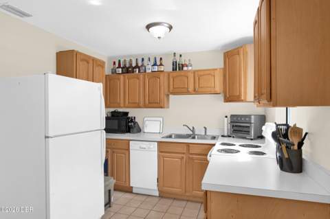 170 Center Street, Daytona Beach FL - photo 9 of 41