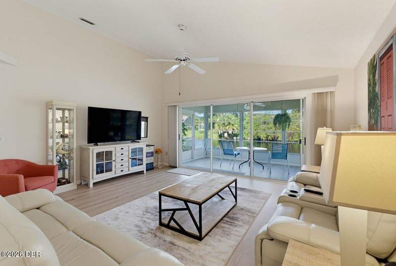 2 bedroom Single Family Residence at 109 Morning Dove Court, Pelican Bay, Daytona Beach — photo 5