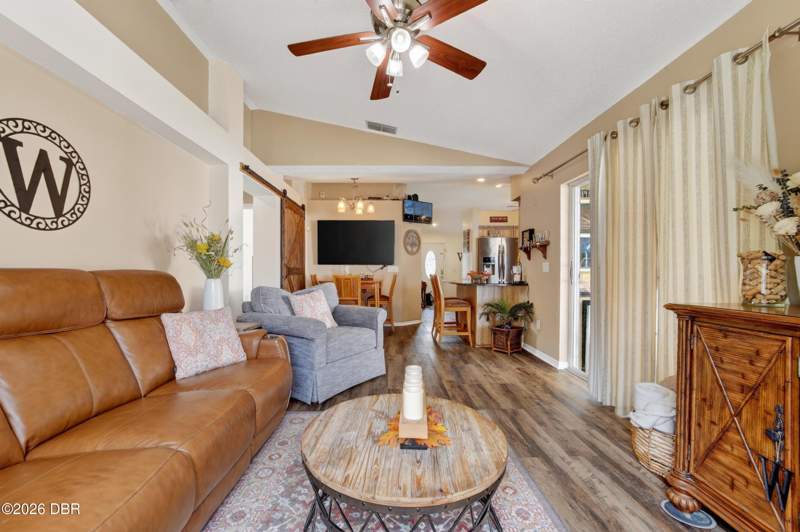 3 bedroom Single Family Residence at 10 Palmetto Dunes Court, Pine Trails, Ormond Beach — photo 3