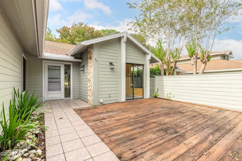 3 bedroom Townhouse at 440 Brown Pelican Drive, Pelican Bay Ph 04 Unit 03 Pt Rep, Daytona Beach — photo 3