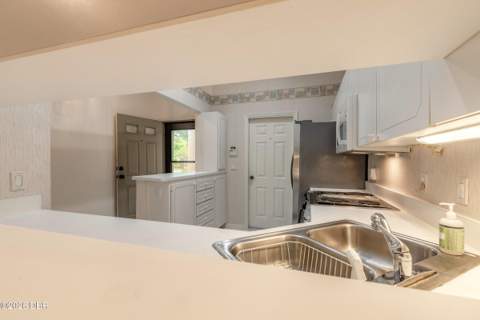 101 Par Brook Road, Daytona Beach FL - photo 7 of 59