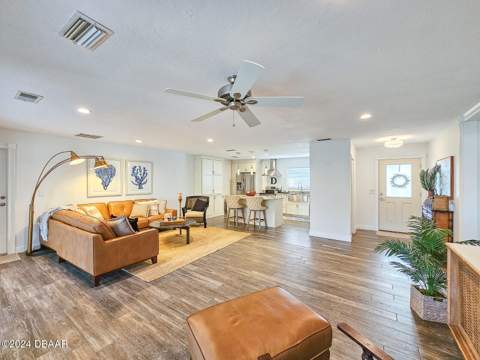 273 Ocean Palm Drive, Flagler Beach FL - photo 7 of 34