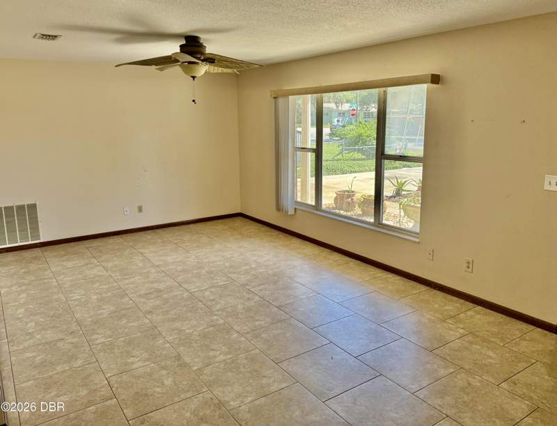 2 bedroom Single Family Residence at 1026 Turnbull Street, New Smyrna Beach, New Smyrna Beach — photo 2