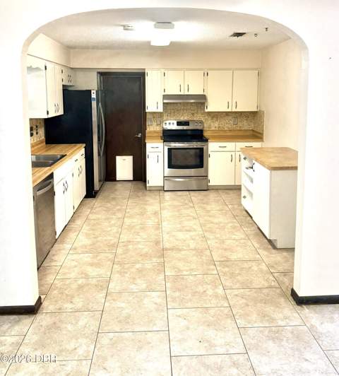 1026 Turnbull Street, New Smyrna Beach FL - photo 6 of 14