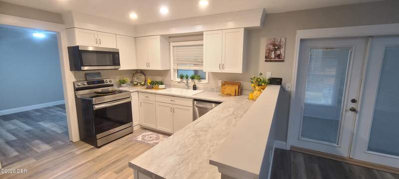4 bedroom Single Family Residence at 109 Wimbledon Court, Cambridge, Port Orange — photo 4