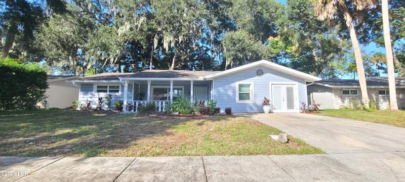 4 bedroom Single Family Residence at 109 Wimbledon Court, Cambridge, Port Orange — photo 2