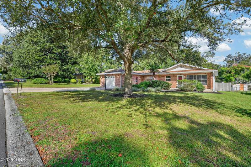 3 bedroom Single Family Residence at 735 Overhill Road, DeLand, DeLand — photo 4