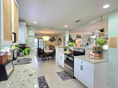 7 Granville Circle, Daytona Beach FL - photo 9 of 36