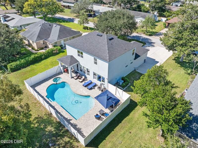 4 bedroom Single Family Residence at 17 Oakmont Circle, Tomoka Oaks, Ormond Beach — photo 4