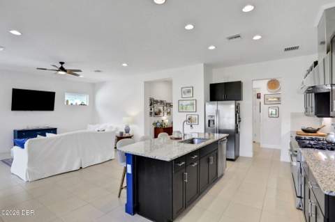 621 Mosaic Boulevard, Daytona Beach FL - photo 17 of 81