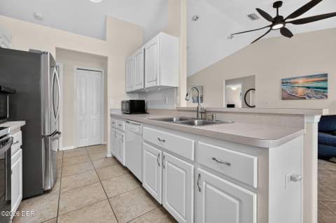 206 Hernandez Avenue, Ormond Beach FL - photo 11 of 53