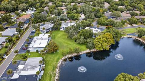 208 Timberline Trail, Ormond Beach FL - photo 11 of 65