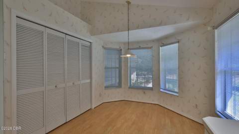 229 Glenbriar Circle, Daytona Beach FL - photo 7 of 33